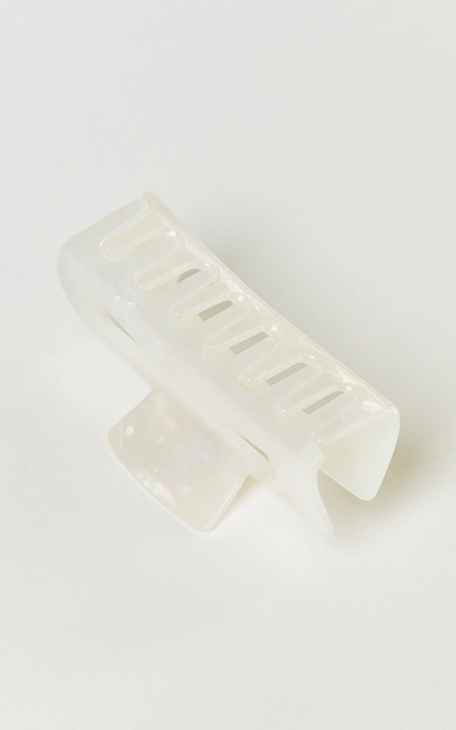 Wilda Hair Clip - Rectangle Claw Hair Clip in Cream